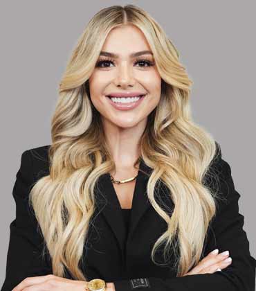 Hannah Hammond, Founder and CEO Hannah Hammond, Founder and CEO